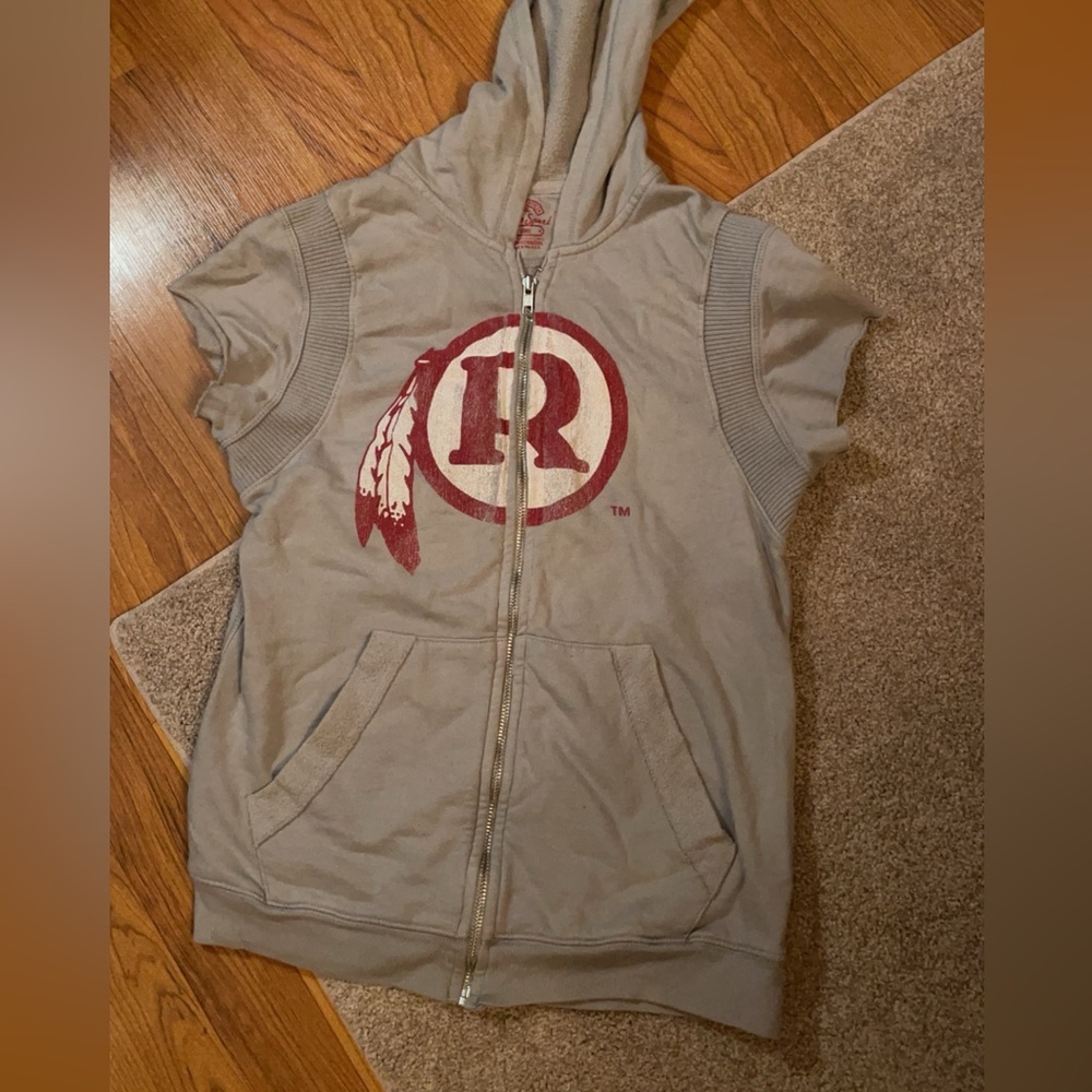 Redskins zipup sleeveless hoodie with vintage R Logo